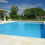 Sécuriser la piscine de sa location de vacances