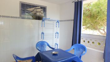 la loggia de l'appartement du rdc.