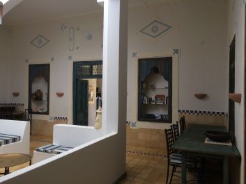 Salle à manger dans l’ancien patio