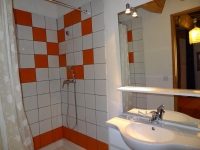 Salle d'eau attenante chambre Balcon