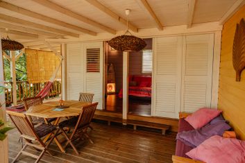 Cabane aux Etoiles au jardin des colibris